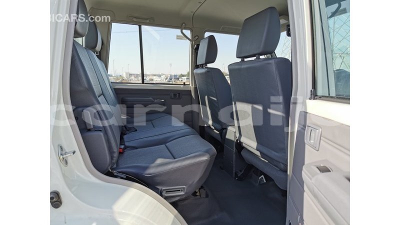 Big with watermark toyota land cruiser abia state import dubai 14801