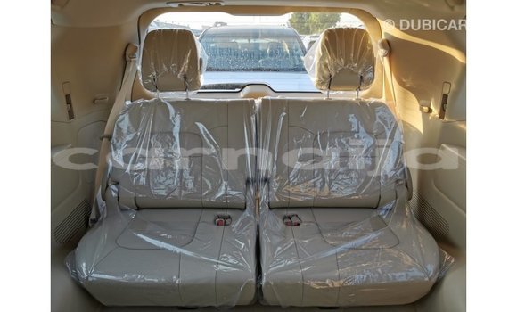 Acheter Import Voiture Toyota Land Cruiser Blanc à Import - Dubai, État d'Abia Acheter Import Voiture Toyota Land Cruiser Blanc à Import - Dubai, État d'Abia