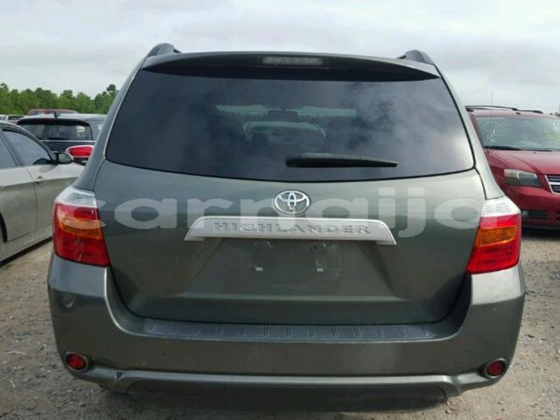 Big with watermark f2533987 4588 4ae7 9fdd 016edc32a756