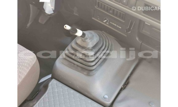 Acheter Import Voiture Toyota Coaster Blanc à Import - Dubai, État d'Abia Acheter Import Voiture Toyota Coaster Blanc à Import - Dubai, État d'Abia