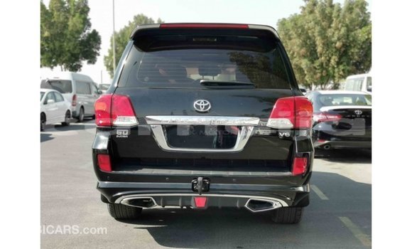 Acheter Import Voiture Toyota Land Cruiser Noir à Import - Dubai, État d'Abia Acheter Import Voiture Toyota Land Cruiser Noir à Import - Dubai, État d'Abia