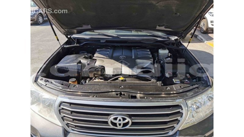 Big with watermark toyota land cruiser abia state import dubai 14860