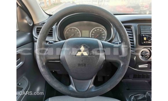 Acheter Import Voiture Mitsubishi L200 Blanc à Import - Dubai, État d'Abia Acheter Import Voiture Mitsubishi L200 Blanc à Import - Dubai, État d'Abia