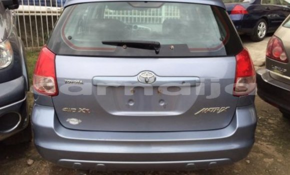 Acheter Occasion Voiture Toyota Matrix Vert à Benin City, Edo Acheter Occasion Voiture Toyota Matrix Vert à Benin City, Edo