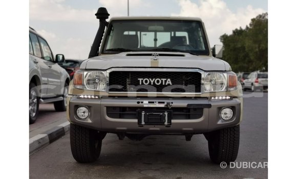 Buy Import Toyota Land Cruiser Beige Car in Import - Dubai in Abia State Buy Import Toyota Land Cruiser Beige Car in Import - Dubai in Abia State