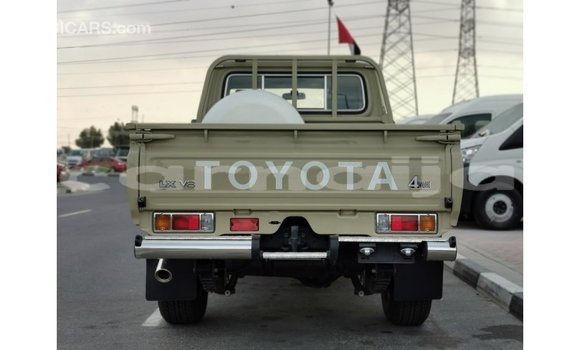 Buy Import Toyota Land Cruiser Beige Car in Import - Dubai in Abia State Buy Import Toyota Land Cruiser Beige Car in Import - Dubai in Abia State