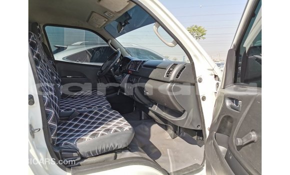 Buy Import Toyota Hiace White Car in Import - Dubai in Abia State Buy Import Toyota Hiace White Car in Import - Dubai in Abia State