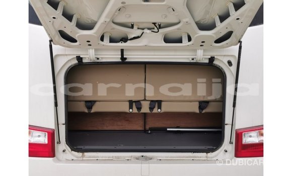 Acheter Import Voiture Toyota Coaster Blanc à Import - Dubai, État d'Abia Acheter Import Voiture Toyota Coaster Blanc à Import - Dubai, État d'Abia