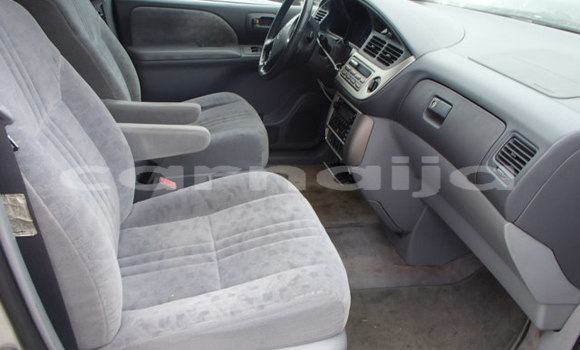 Acheter Neuf Voiture Toyota Sienna Gris à Lagos, État de Lagos Acheter Neuf Voiture Toyota Sienna Gris à Lagos, État de Lagos