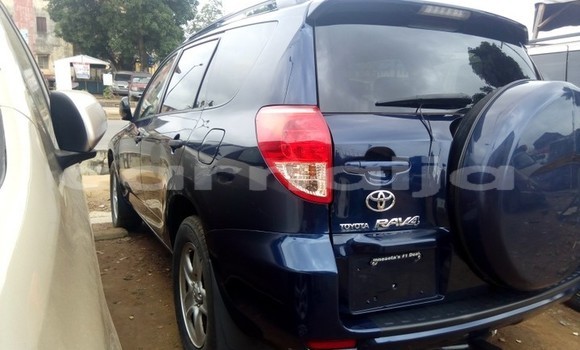 Acheter Occasion Voiture Toyota RAV4 Bleu à Lagos, État de Lagos Acheter Occasion Voiture Toyota RAV4 Bleu à Lagos, État de Lagos
