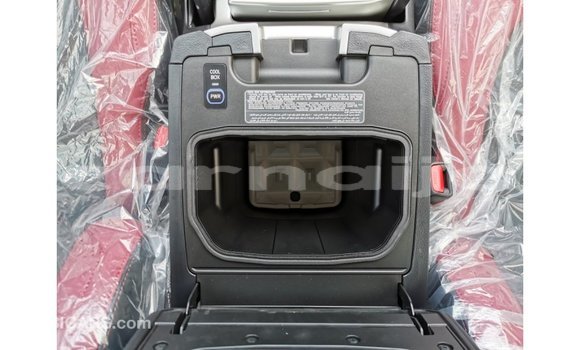 Acheter Import Voiture Toyota Land Cruiser Noir à Import - Dubai, État d'Abia Acheter Import Voiture Toyota Land Cruiser Noir à Import - Dubai, État d'Abia