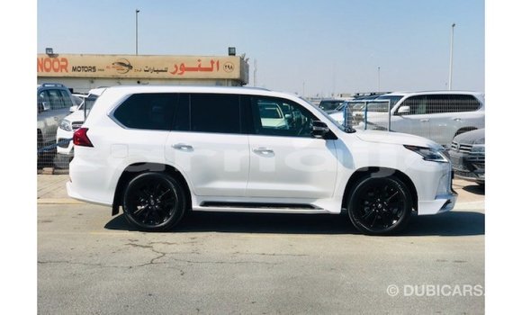Acheter Import Voiture Lexus LX Blanc à Import - Dubai, État d'Abia Acheter Import Voiture Lexus LX Blanc à Import - Dubai, État d'Abia