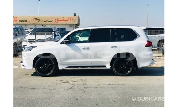 Acheter Import Voiture Lexus LX Blanc à Import - Dubai, État d'Abia Acheter Import Voiture Lexus LX Blanc à Import - Dubai, État d'Abia