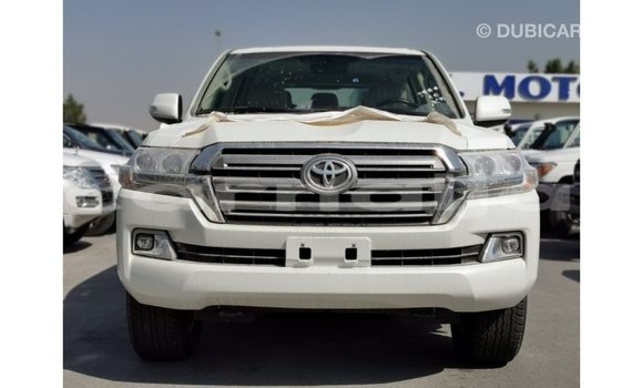 Acheter Import Voiture Toyota Land Cruiser Blanc à Import - Dubai, État d'Abia Acheter Import Voiture Toyota Land Cruiser Blanc à Import - Dubai, État d'Abia