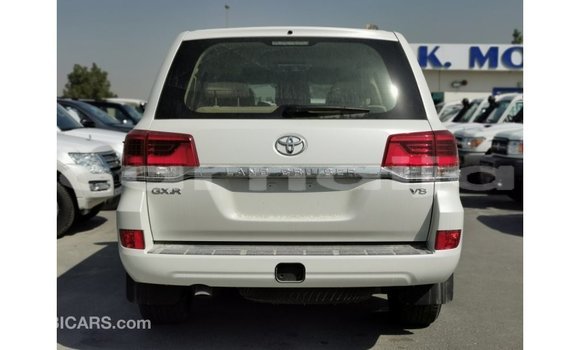 Acheter Import Voiture Toyota Land Cruiser Blanc à Import - Dubai, État d'Abia Acheter Import Voiture Toyota Land Cruiser Blanc à Import - Dubai, État d'Abia