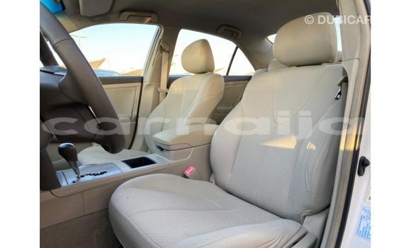 Buy Import Toyota Camry White Car in Import - Dubai in Abia State Buy Import Toyota Camry White Car in Import - Dubai in Abia State