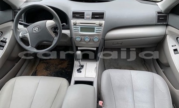 Buy Used Toyota Camry Silver Car in Lagos in Lagos State Buy Used Toyota Camry Silver Car in Lagos in Lagos State