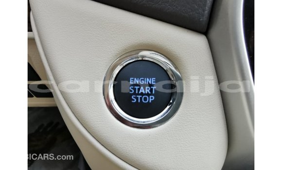 Buy Import Toyota Land Cruiser White Car in Import - Dubai in Abia State Buy Import Toyota Land Cruiser White Car in Import - Dubai in Abia State