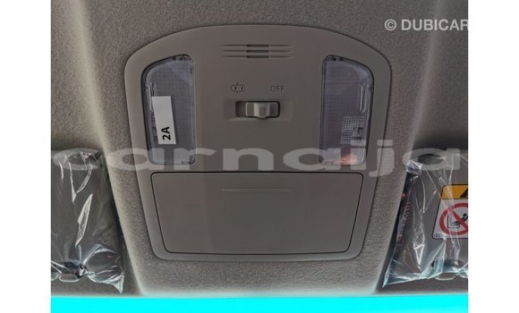 Acheter Import Voiture Toyota Hilux Blanc à Import - Dubai, État d'Abia Acheter Import Voiture Toyota Hilux Blanc à Import - Dubai, État d'Abia