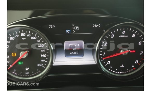 Acheter Import Utilitaire Mercedes‒Benz 1117 Blanc à Import - Dubai, État d'Abia Acheter Import Utilitaire Mercedes‒Benz 1117 Blanc à Import - Dubai, État d'Abia