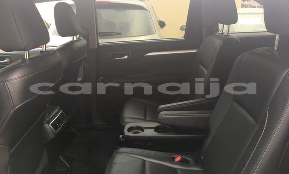 Acheter Neuf Voiture Toyota Highlander Beige à Ipokia, État d'Ogun Acheter Neuf Voiture Toyota Highlander Beige à Ipokia, État d'Ogun
