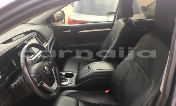 Acheter Neuf Voiture Toyota Highlander Beige à Ipokia, État d'Ogun Acheter Neuf Voiture Toyota Highlander Beige à Ipokia, État d'Ogun