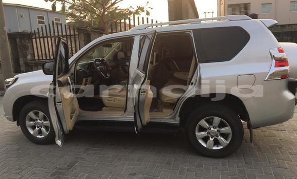 Acheter Neuf Voiture Toyota Land Cruiser Prado Noir à Ipokia, État d'Ogun Acheter Neuf Voiture Toyota Land Cruiser Prado Noir à Ipokia, État d'Ogun