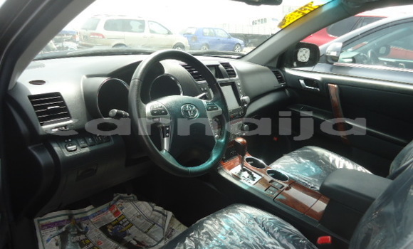 Acheter Import Voiture Toyota Highlander Noir à Ipokia, État d'Ogun Acheter Import Voiture Toyota Highlander Noir à Ipokia, État d'Ogun