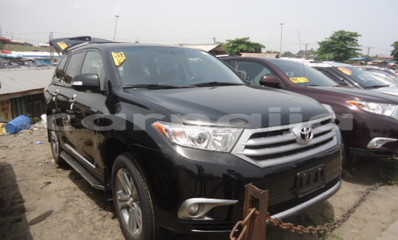 Acheter Import Voiture Toyota Highlander Noir à Ipokia, État d'Ogun Acheter Import Voiture Toyota Highlander Noir à Ipokia, État d'Ogun