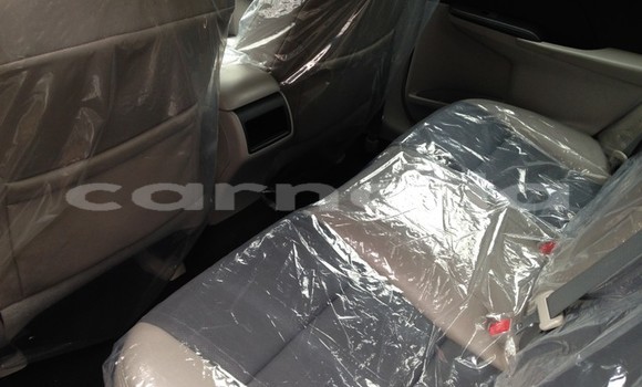 Acheter Neuf Voiture Toyota Camry Beige à Ipokia, État d'Ogun Acheter Neuf Voiture Toyota Camry Beige à Ipokia, État d'Ogun
