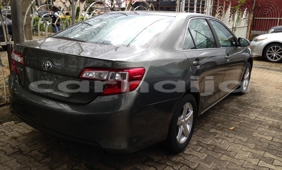 Acheter Neuf Voiture Toyota Camry Beige à Ipokia, État d'Ogun Acheter Neuf Voiture Toyota Camry Beige à Ipokia, État d'Ogun