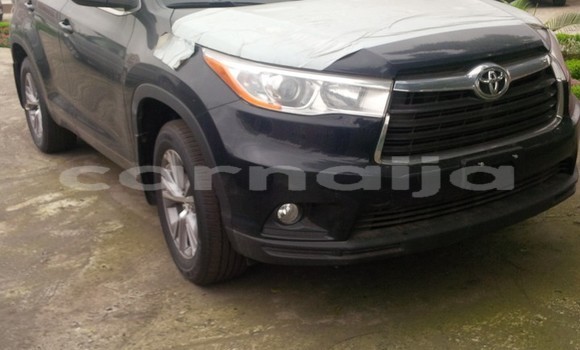 Buy New Toyota Highlander Beige Car in Ipokia in Ogun State