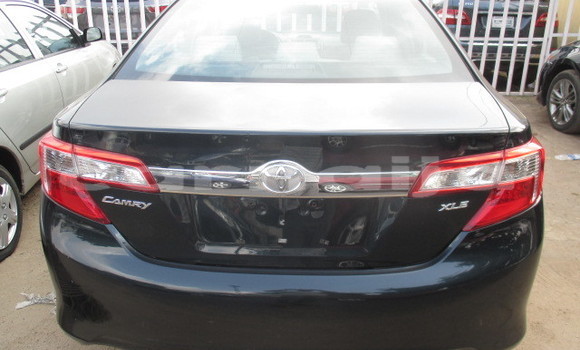 Acheter Neuf Voiture Toyota Camry Noir à Ipokia, État d'Ogun Acheter Neuf Voiture Toyota Camry Noir à Ipokia, État d'Ogun