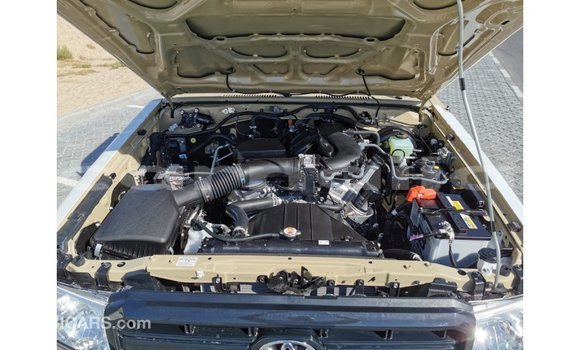 Buy Import Toyota Land Cruiser Beige Car in Import - Dubai in Abia State Buy Import Toyota Land Cruiser Beige Car in Import - Dubai in Abia State