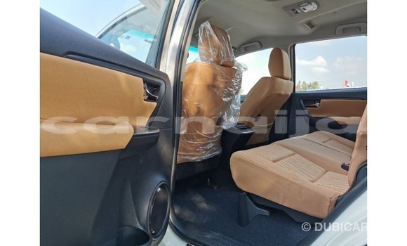 Acheter Import Voiture Toyota Fortuner Blanc à Import - Dubai, État d'Abia Acheter Import Voiture Toyota Fortuner Blanc à Import - Dubai, État d'Abia