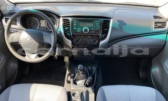 Buy Import Mitsubishi L200 White Car in Import - Dubai in Abia State Buy Import Mitsubishi L200 White Car in Import - Dubai in Abia State