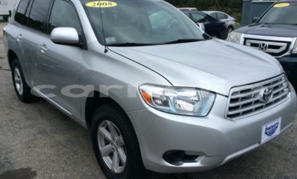 Buy Used Toyota Highlander Silver Car in Benin City in Edo Buy Used Toyota Highlander Silver Car in Benin City in Edo