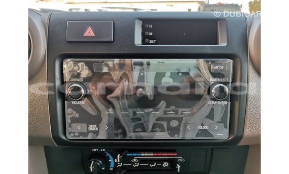 Acheter Import Voiture Toyota Land Cruiser Blanc à Import - Dubai, État d'Abia Acheter Import Voiture Toyota Land Cruiser Blanc à Import - Dubai, État d'Abia