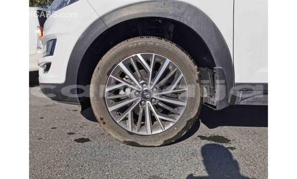 Buy Import Hyundai Tucson White Car in Import - Dubai in Abia State Buy Import Hyundai Tucson White Car in Import - Dubai in Abia State