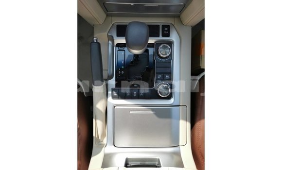 Acheter Import Voiture Toyota Land Cruiser Blanc à Import - Dubai, État d'Abia Acheter Import Voiture Toyota Land Cruiser Blanc à Import - Dubai, État d'Abia