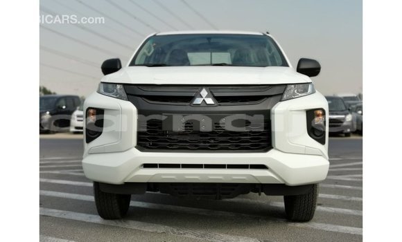 Acheter Import Voiture Mitsubishi L200 Blanc à Import - Dubai, État d'Abia Acheter Import Voiture Mitsubishi L200 Blanc à Import - Dubai, État d'Abia