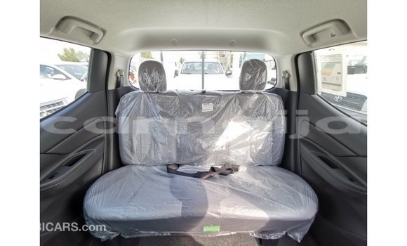 Acheter Import Voiture Mitsubishi L200 Blanc à Import - Dubai, État d'Abia Acheter Import Voiture Mitsubishi L200 Blanc à Import - Dubai, État d'Abia