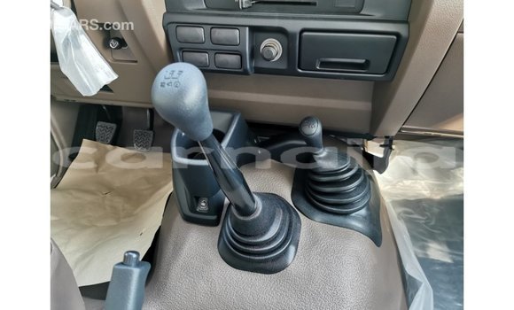 Buy Import Toyota Land Cruiser White Car in Import - Dubai in Abia State Buy Import Toyota Land Cruiser White Car in Import - Dubai in Abia State