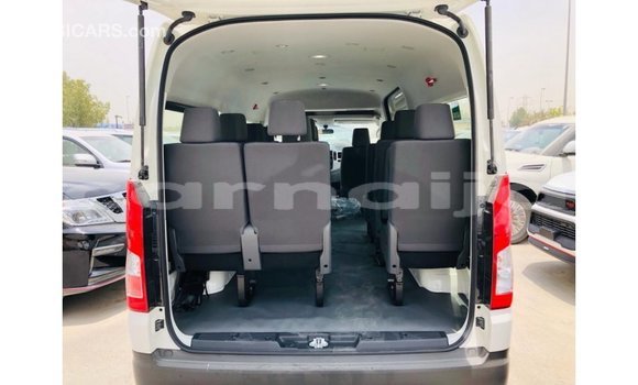 Buy Import Toyota Hiace White Car in Import - Dubai in Abia State Buy Import Toyota Hiace White Car in Import - Dubai in Abia State
