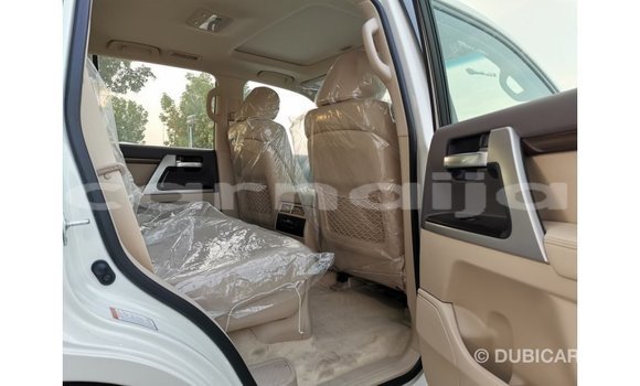 Buy Import Toyota Land Cruiser White Car in Import - Dubai in Abia State Buy Import Toyota Land Cruiser White Car in Import - Dubai in Abia State