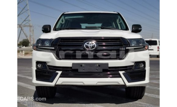 Buy Import Toyota Land Cruiser White Car in Import - Dubai in Abia State Buy Import Toyota Land Cruiser White Car in Import - Dubai in Abia State