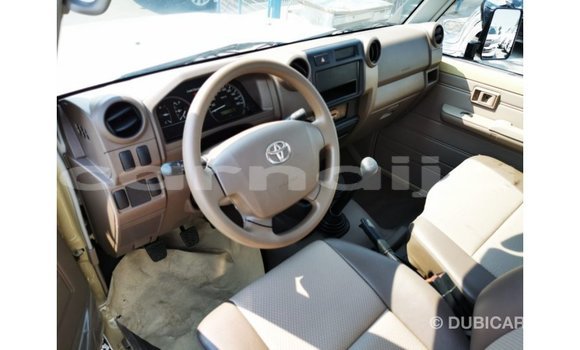 Buy Import Toyota Land Cruiser Beige Car in Import - Dubai in Abia State Buy Import Toyota Land Cruiser Beige Car in Import - Dubai in Abia State