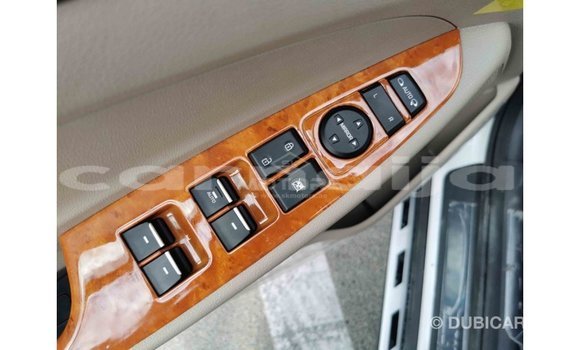 Buy Import Hyundai Tucson White Car in Import - Dubai in Abia State Buy Import Hyundai Tucson White Car in Import - Dubai in Abia State