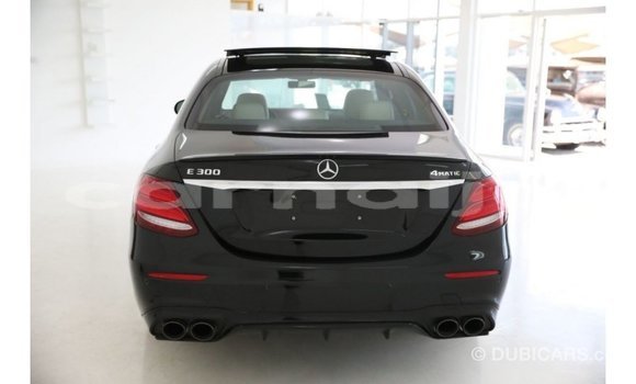 Buy Import Mercedes‒Benz 1117 Black Truck in Import - Dubai in Abia State Buy Import Mercedes‒Benz 1117 Black Truck in Import - Dubai in Abia State