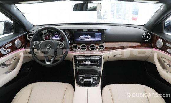 Buy Import Mercedes‒Benz 1117 Black Truck in Import - Dubai in Abia State Buy Import Mercedes‒Benz 1117 Black Truck in Import - Dubai in Abia State